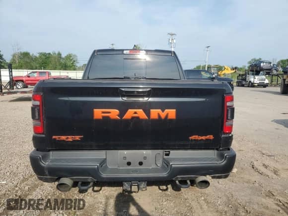 2021 Ram 1500 TRX z VIN 1C6SRFU99MN758770, wystawiony jako Copart lot #83874295 z przebiegiem 59 155 mil mil oraz Szkoda całkowita • Salvage title. Historia ofert i sprzedaży dostępna na DreamBid. Obrazek 6.