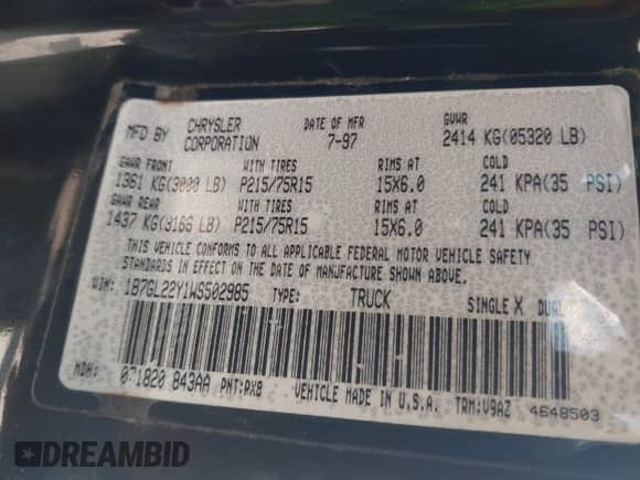 1998 Dodge Dakota SLT z VIN 1B7GL22Y1WS502985, wystawiony jako IAAI lot #42600748 z przebiegiem Nie podano mil oraz . Historia ofert i sprzedaży dostępna na DreamBid. Obrazek 9.