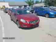 2012 Volvo S60 T6 с VIN YV1902FHXC2135120, выставлен на аукционе IAAI как лот 42952256 с пробегом 161 343 миль миль и . История ставок и продаж доступна на DreamBid. Изображение 1.
