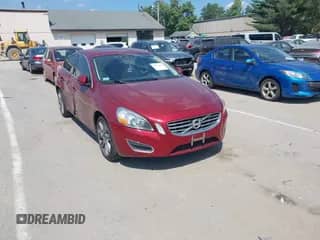 2012 Volvo S60 T6 с VIN YV1902FHXC2135120, выставлен на аукционе IAAI как лот 42952256 с пробегом 161 343 миль миль и . История ставок и продаж доступна на DreamBid. Изображение 1.