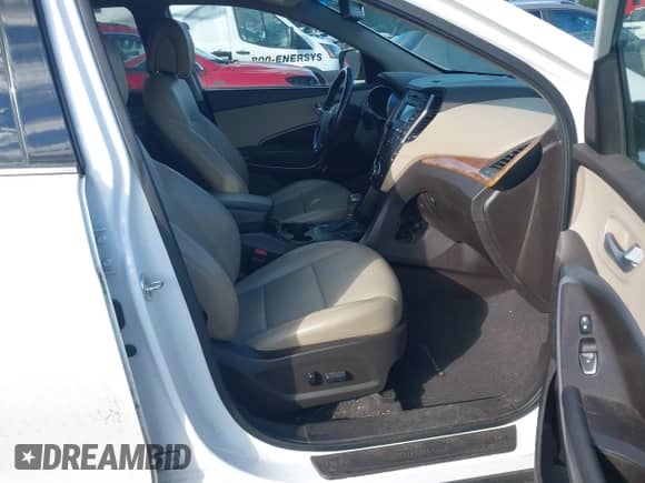 2014 Hyundai Santa Fe с VIN 5XYZU3LA2EG124726, выставлен на аукционе IAAI как лот 43337184 с пробегом 111 067 миль миль и . История ставок и продаж доступна на DreamBid. Изображение 5.