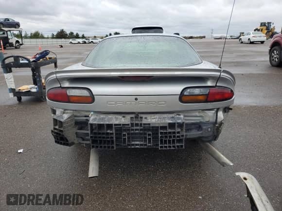 2002 Chevrolet Camaro с VIN 2G1FP22K322123091, выставлен на аукционе Copart как лот 89440345 с пробегом 130 075 миль миль и Чистый • Clean title. История ставок и продаж доступна на DreamBid. Изображение 6.