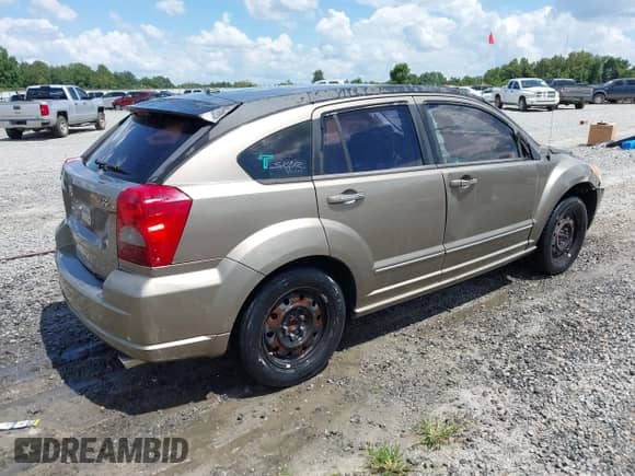 2007 Dodge Caliber R/T with VIN 1B3HB78K17D194201, listed as a IAAI auction lot 42846831 with 200,058 mi miles and . Bid and sale history available at DreamBid. Image 4.