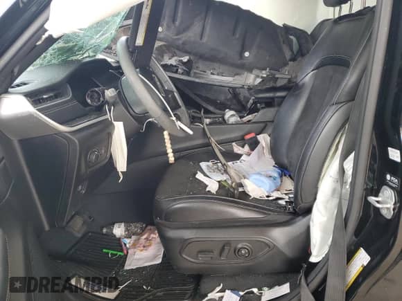 2023 Jeep Grand Cherokee Altitude z VIN 1C4RJHAG8PC513505, wystawiony jako Copart lot #70729405 z przebiegiem 43 936 mil mil oraz Szkoda całkowita • Salvage title. Historia ofert i sprzedaży dostępna na DreamBid. Obrazek 7.