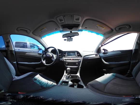 2018 Hyundai Sonata Limited z VIN 5NPE34AF4JH654866, wystawiony jako IAAI lot #42620128 z przebiegiem 118 452 mil mil oraz . Historia ofert i sprzedaży dostępna na DreamBid. Obrazek 18.