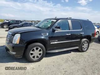 2007 Cadillac Escalade with VIN 1GYFK63857R409670, listed as a Copart auction lot 81812215 with 126,336 mi miles and Salvage title. Bid and sale history available at DreamBid. Image 1.