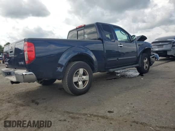 2007 Nissan Frontier LE with VIN 1N6AD06W57C409265, listed as a Copart auction lot 68547235 with 135,511 mi miles and Salvage title. Bid and sale history available at DreamBid. Image 3.