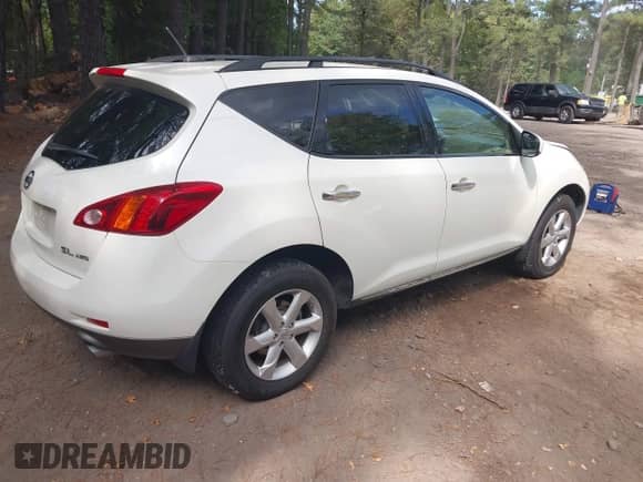 2009 Nissan Murano LE with VIN JN8AZ18W29W111169, listed as a IAAI auction lot 43330789 with 109,371 mi miles and . Bid and sale history available at DreamBid. Image 4.