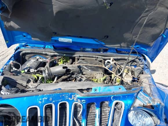 2016 Jeep Wrangler Sahara with VIN 1C4AJWBG9GL112139, listed as a IAAI auction lot 40286816 with 54,568 mi miles and . Bid and sale history available at DreamBid. Image 10.