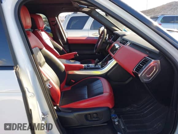 2020 Land Rover Range Rover Sport HST z VIN SALWS2RU8LA879373, wystawiony jako IAAI lot #41488674 z przebiegiem 36 681 mil mil oraz . Historia ofert i sprzedaży dostępna na DreamBid. Obrazek 5.