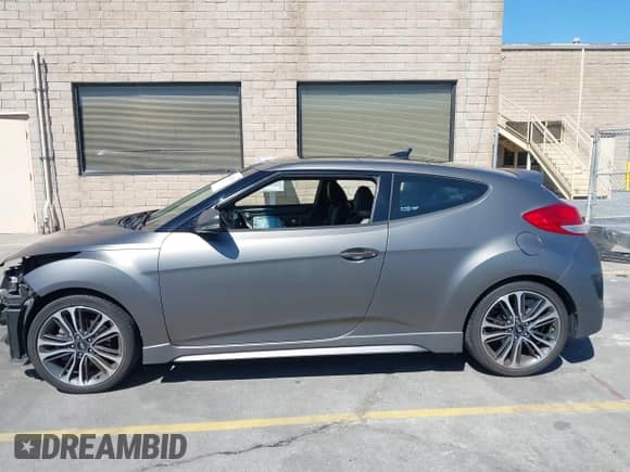 2016 Hyundai Veloster Turbo с VIN KMHTC6AE5GU251161, выставлен на аукционе IAAI как лот 42818741 с пробегом 45 145 миль миль и . История ставок и продаж доступна на DreamBid. Изображение 15.