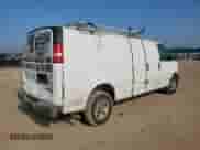 2005 Chevrolet Express Cargo с VIN 1GCGG29V851114768, выставлен на аукционе Copart как лот 61681045 с пробегом 218 087 миль миль и Списание • Salvage title. История ставок и продаж доступна на DreamBid. Изображение 3.