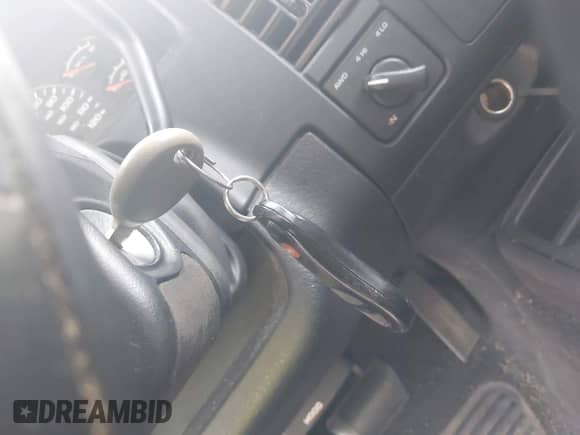 2004 Dodge Dakota Sport с VIN 1D7HG38N94S607983, выставлен на аукционе IAAI как лот 42082768 с пробегом 121 236 миль миль и . История ставок и продаж доступна на DreamBid. Изображение 11.