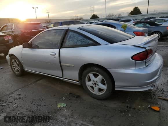 2002 Chevrolet Cavalier с VIN 1G1JC124627419992, выставлен на аукционе Copart как лот 43608715 с пробегом 224 782 миль миль и Списание • Salvage title. История ставок и продаж доступна на DreamBid. Изображение 2.