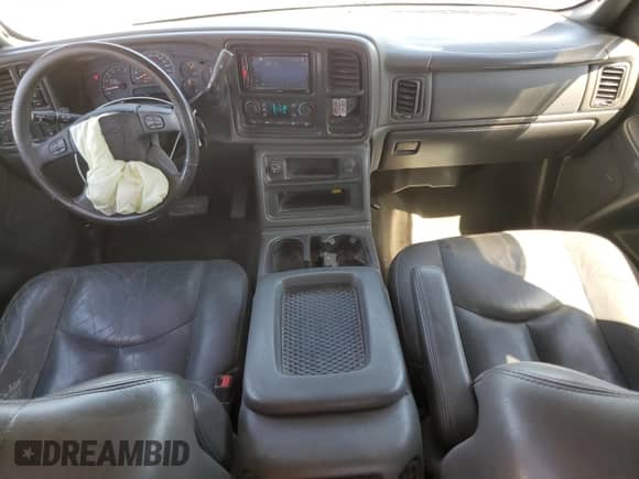 2007 GMC Sierra 1500 SLT с VIN 1GTEK19Z47Z172741, выставлен на аукционе Copart как лот 68536905 с пробегом 207 917 миль миль и Списание • Salvage title. История ставок и продаж доступна на DreamBid. Изображение 8.