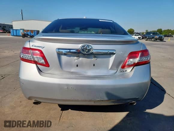 2011 Toyota Camry XLE with VIN 4T1BK3EK7BU121386, listed as a Copart auction lot 86431365 with 336,048 mi miles and Salvage title. Bid and sale history available at DreamBid. Image 6.