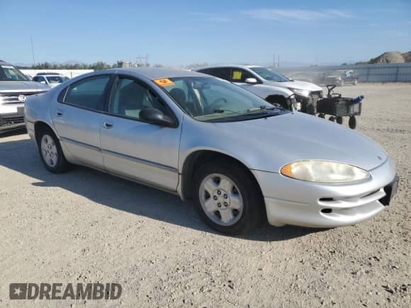 2004 Dodge Intrepid SE z VIN 2B3AD46R54H710035, wystawiony jako Copart lot #58865685 z przebiegiem 74 018 mil mil oraz Czysty tytuł • Clean title. Historia ofert i sprzedaży dostępna na DreamBid. Obrazek 4.