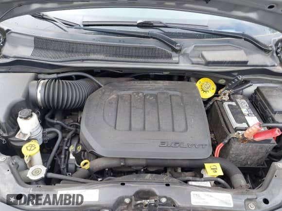 2019 Dodge Grand Caravan SE z VIN 2C4RDGBG5KR805516, wystawiony jako IAAI lot #42680617 z przebiegiem 45 585 mil mil oraz . Historia ofert i sprzedaży dostępna na DreamBid. Obrazek 10.