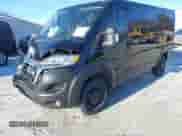 2023 Ram ProMaster Cargo z VIN 3C6LRVVG1PE529021, wystawiony jako IAAI lot #41168221 z przebiegiem 51 689 mil mil oraz . Historia ofert i sprzedaży dostępna na DreamBid. Obrazek 2.