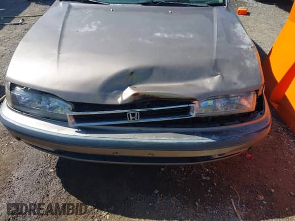 1990 Honda Accord with VIN 1HGCB7652LA042513, listed as a IAAI auction lot 43057417 with 181,369 mi miles and . Bid and sale history available at DreamBid. Image 6.