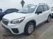 2019 Subaru Forester z VIN JF2SKACC6KH489900, wystawiony jako IAAI lot #42791754 z przebiegiem 83 888 mil mil oraz . Historia ofert i sprzedaży dostępna na DreamBid. Obrazek 2.