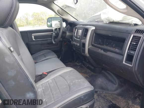 2023 Ram 1500 Tradesman с VIN 3C6JR6DG7PG674129, выставлен на аукционе IAAI как лот 42147365 с пробегом Не указан миль и . История ставок и продаж доступна на DreamBid. Изображение 5.
