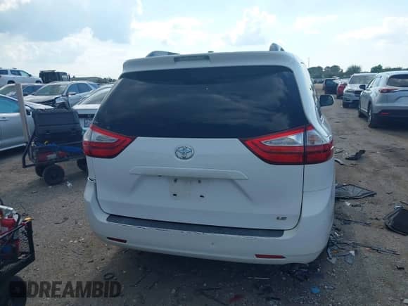 2015 Toyota Sienna LE AAS with VIN 5TDKK3DC8FS620688, listed as a IAAI auction lot 43143309 with 313,677 mi miles and . Bid and sale history available at DreamBid. Image 15.