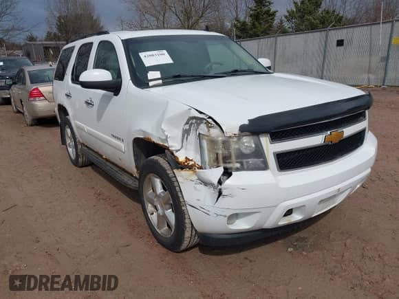 2008 Chevrolet Tahoe 1LT with VIN 1GNFK13068J178675, listed as a IAAI auction lot 42083100 with 219,261 mi miles and . Bid and sale history available at DreamBid. Image 1.