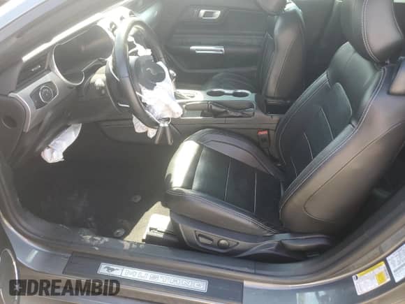 2022 Ford Mustang EcoBoost Premium with VIN 1FATP8UHXN5125661, listed as a Copart auction lot 80510305 with 48,652 mi miles and Salvage title. Bid and sale history available at DreamBid. Image 7.