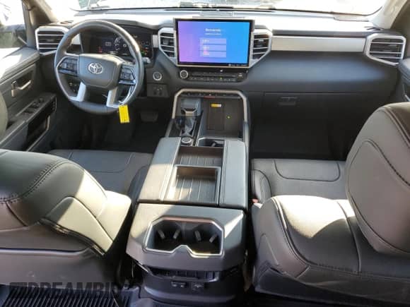 2023 Toyota Tundra Limited Hybrid z VIN 5TFJC5DB9PX014422, wystawiony jako Copart lot #84027584 z przebiegiem 62 290 mil mil oraz Szkoda całkowita • Salvage title. Historia ofert i sprzedaży dostępna na DreamBid. Obrazek 8.