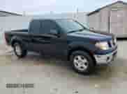 2008 Nissan Frontier SE z VIN 1N6AD06U98C433360, wystawiony jako Copart lot #51749535 z przebiegiem 174 798 mil mil oraz Nie do naprawy • Non repairable. Historia ofert i sprzedaży dostępna na DreamBid. Obrazek 4.