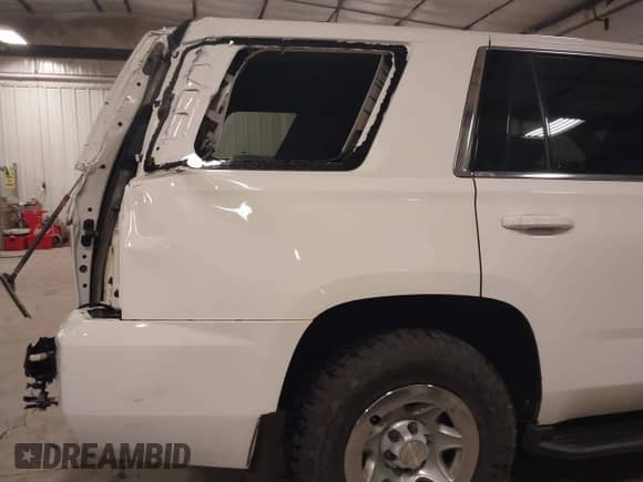 2015 Chevrolet Tahoe Commercial с VIN 1GNSK2EC5FR688820, выставлен на аукционе IAAI как лот 41444813 с пробегом 206 244 миль миль и . История ставок и продаж доступна на DreamBid. Изображение 18.