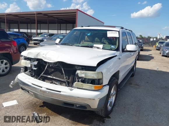 2003 Chevrolet Suburban LT с VIN 3GNEC16Z13G134449, выставлен на аукционе IAAI как лот 43282699 с пробегом 280 379 миль миль и . История ставок и продаж доступна на DreamBid. Изображение 16.