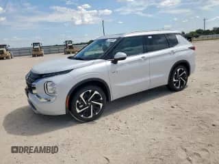 2025 Mitsubishi Outlander SEL with VIN JA4T5WA90SZ012706, listed as a Copart auction lot 67326655 with 6 mi miles and Salvage title. Bid and sale history available at DreamBid. Image 1.