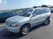 2005 Toyota Highlander with VIN JTEEP21A750109336, listed as a IAAI auction lot 43052400 with 242,632 mi miles and . Bid and sale history available at DreamBid. Image 2.