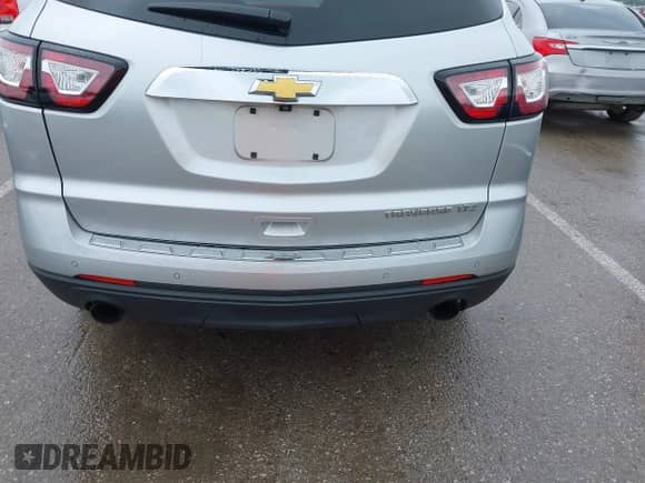2015 Chevrolet Traverse LTZ with VIN 1GNKRJKD6FJ201061, listed as a IAAI auction lot 42515008 with Not provided miles and . Bid and sale history available at DreamBid. Image 16.