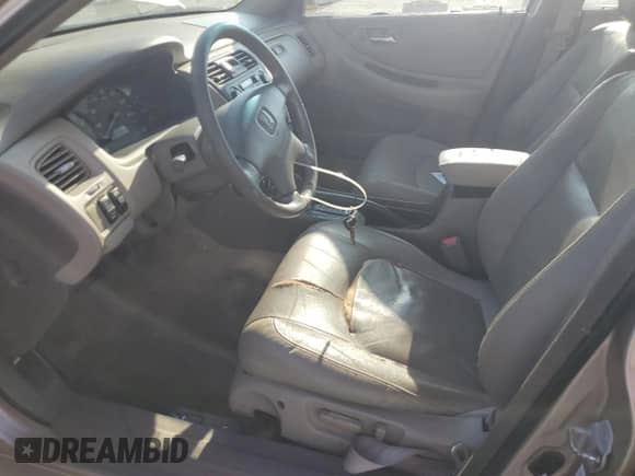 2001 Honda Accord EX z VIN 1HGCG16531A059199, wystawiony jako Copart lot #68537475 z przebiegiem 126 868 mil mil oraz Szkoda całkowita • Salvage title. Historia ofert i sprzedaży dostępna na DreamBid. Obrazek 7.