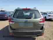 2021 Subaru Forester with VIN JF2SKADC5MH572400, listed as a Copart auction lot 61958885 with 44,739 mi miles and Salvage title. Bid and sale history available at DreamBid. Image 6.