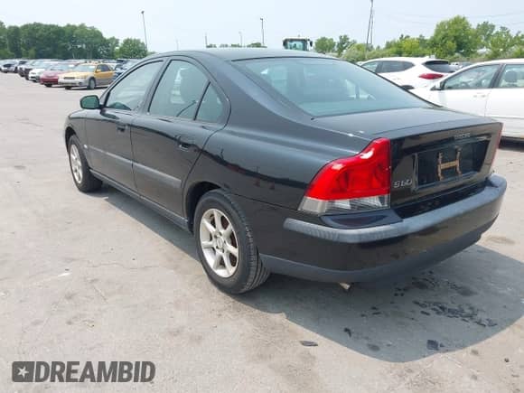2004 Volvo S60 с VIN YV1RS61T742324600, выставлен на аукционе IAAI как лот 42418865 с пробегом 233 502 миль миль и . История ставок и продаж доступна на DreamBid. Изображение 3.