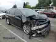 2022 Toyota Sienna Platinum с VIN 5TDERKEC8NS085748, выставлен на аукционе Copart как лот 52972275 с пробегом 32 817 миль миль и Списание • Salvage title. История ставок и продаж доступна на DreamBid. Изображение 4.