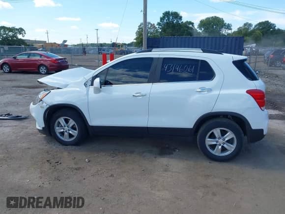 2018 Chevrolet Trax LT z VIN KL7CJLSB9JB658431, wystawiony jako IAAI lot #43146061 z przebiegiem 91 000 mil mil oraz . Historia ofert i sprzedaży dostępna na DreamBid. Obrazek 15.