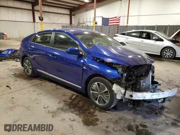 2020 Hyundai Ioniq SE with VIN KMHC65LD7LU226181, listed as a Copart auction lot 72204134 with Not provided miles and Salvage title. Bid and sale history available at DreamBid. Image 4.