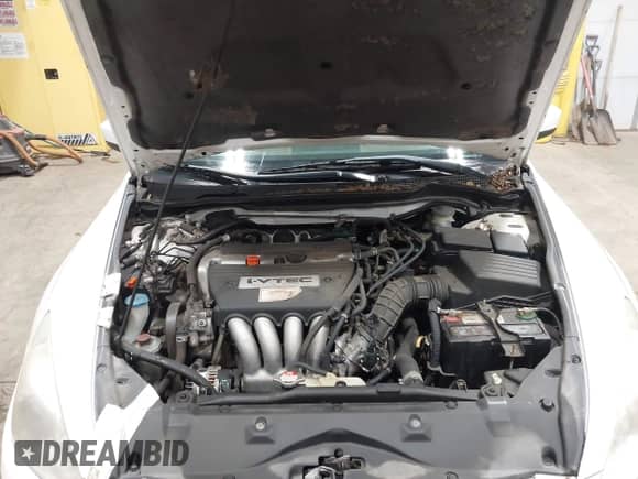 2003 Honda Accord EX with VIN JHMCM56663C078519, listed as a IAAI auction lot 43506906 with 17,447 mi miles and . Bid and sale history available at DreamBid. Image 10.