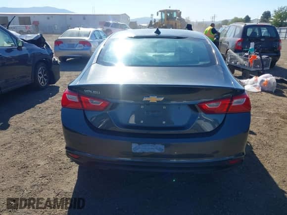 2017 Chevrolet Malibu LS с VIN 1G1ZB5ST6HF216832, выставлен на аукционе IAAI как лот 43390720 с пробегом 160 783 миль миль и . История ставок и продаж доступна на DreamBid. Изображение 17.