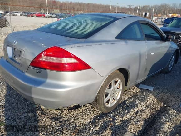 2003 Honda Accord EX с VIN 1HGCM82743A006930, выставлен на аукционе IAAI как лот 41767776 с пробегом 218 437 миль миль и . История ставок и продаж доступна на DreamBid. Изображение 4.