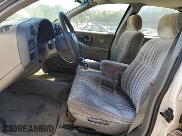 2001 Chevrolet Lumina с VIN 2G1WL52J211247779, выставлен на аукционе Copart как лот 74907734 с пробегом 176 294 миль миль и Списание • Salvage title. История ставок и продаж доступна на DreamBid. Изображение 7.