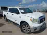 2007 Toyota Tundra SR5 z VIN 5TBET54177S454906, wystawiony jako IAAI lot #42524859 z przebiegiem 429 890 mil mil oraz . Historia ofert i sprzedaży dostępna na DreamBid. Obrazek 1.