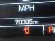 2018 Chevrolet Equinox LT с VIN 2GNAXJEV0J6352926, выставлен на аукционе IAAI как лот 43259696 с пробегом 70 395 миль миль и . История ставок и продаж доступна на DreamBid. Изображение 16.