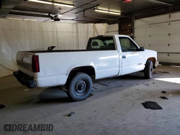 1996 GMC Sierra 1500 with VIN 1GTEK14W3TZ532945, listed as a Copart auction lot 65740605 with 120,125 mi miles and Clean title. Bid and sale history available at DreamBid. Image 3.