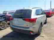 2020 Mitsubishi Outlander SE с VIN JA4AD3A36LZ046820, выставлен на аукционе IAAI как лот 42221057 с пробегом 79 758 миль миль и . История ставок и продаж доступна на DreamBid. Изображение 4.